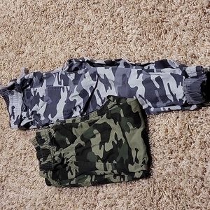 2 pairs camo joggers. Garanimals. Never worn.